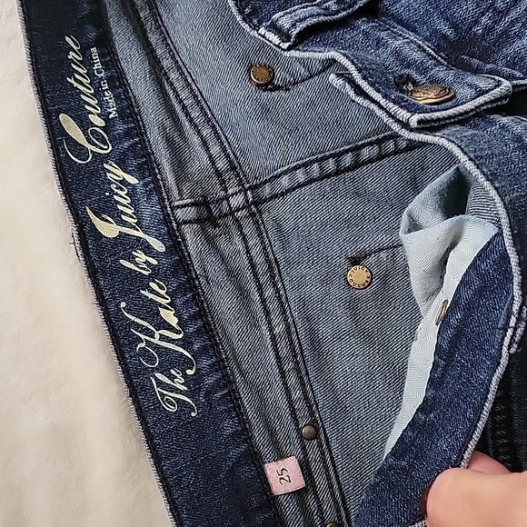 JUICY COUTURE "THE KATE" HEART POCKET JEANS - Picture 7 of 9